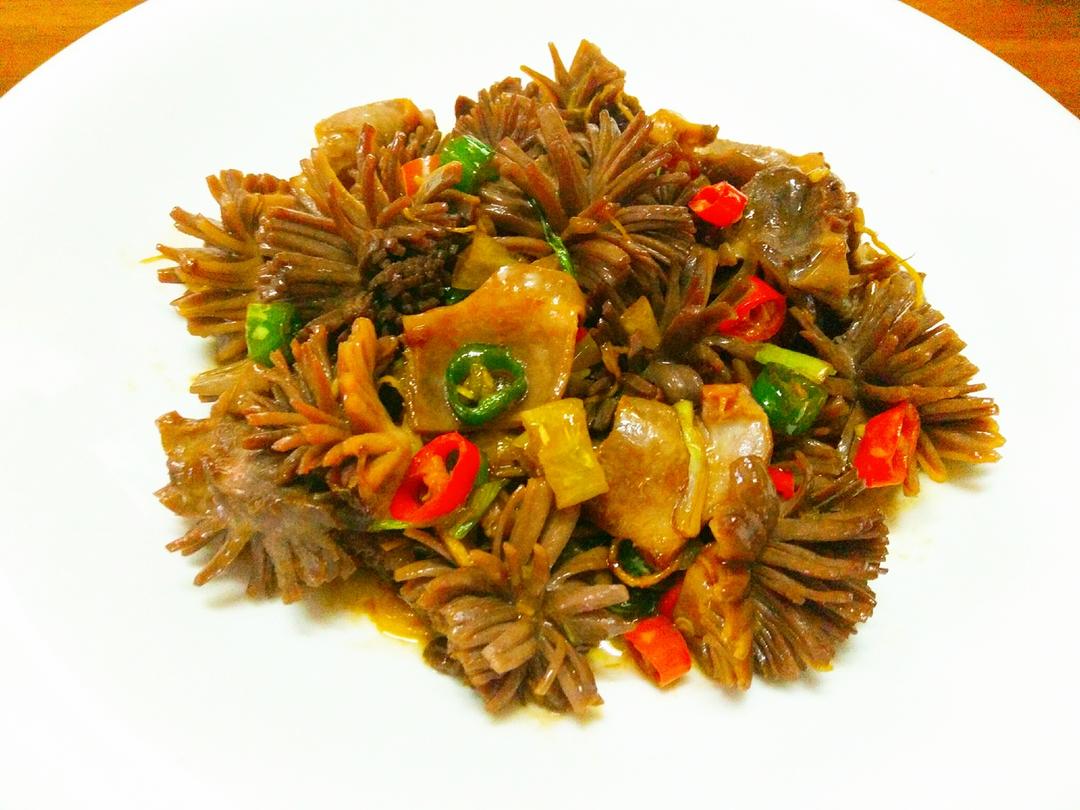 三椒炒鸭胗（内附详细去筋膜技巧、胗花切法）