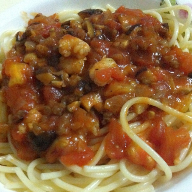 蕃茄蘑菇肉酱意大利面