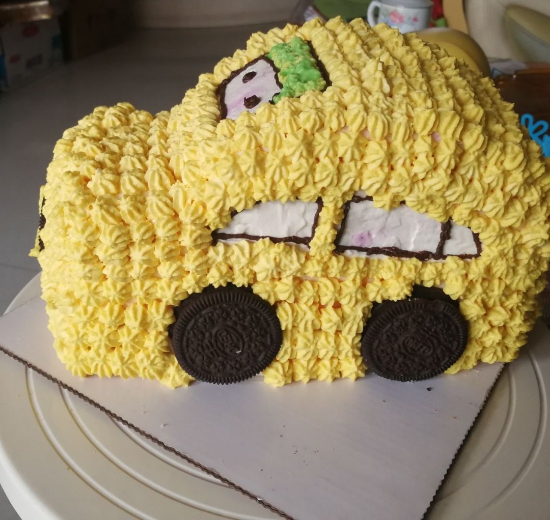 汽车生日蛋糕