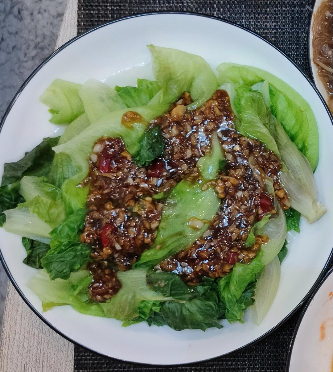 蒜蓉生菜 | 爽脆可口巨好吃下饭，零失败