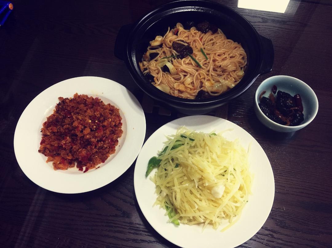 猪肉白菜炖粉条