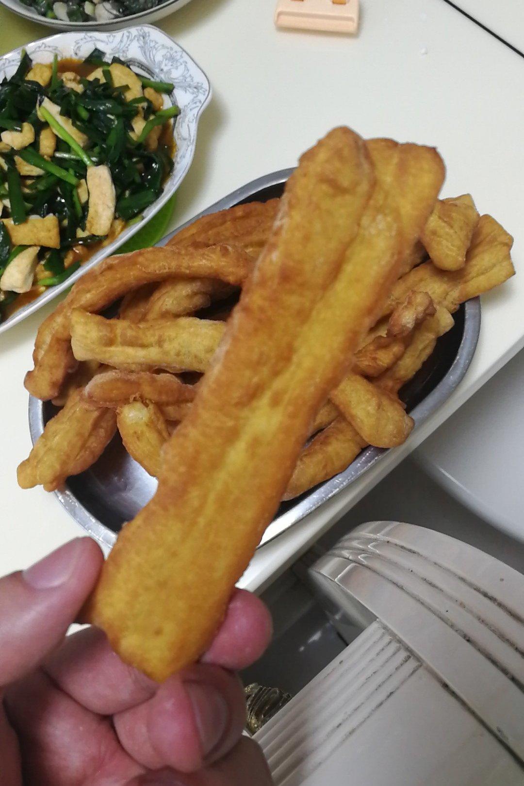 自制蓬松酥脆大油条