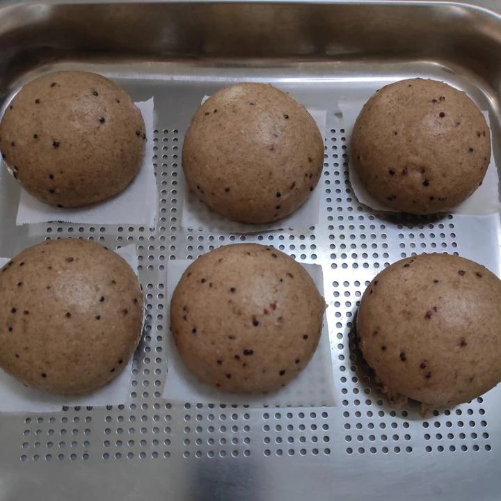 无油无糖松软的全麦馒头