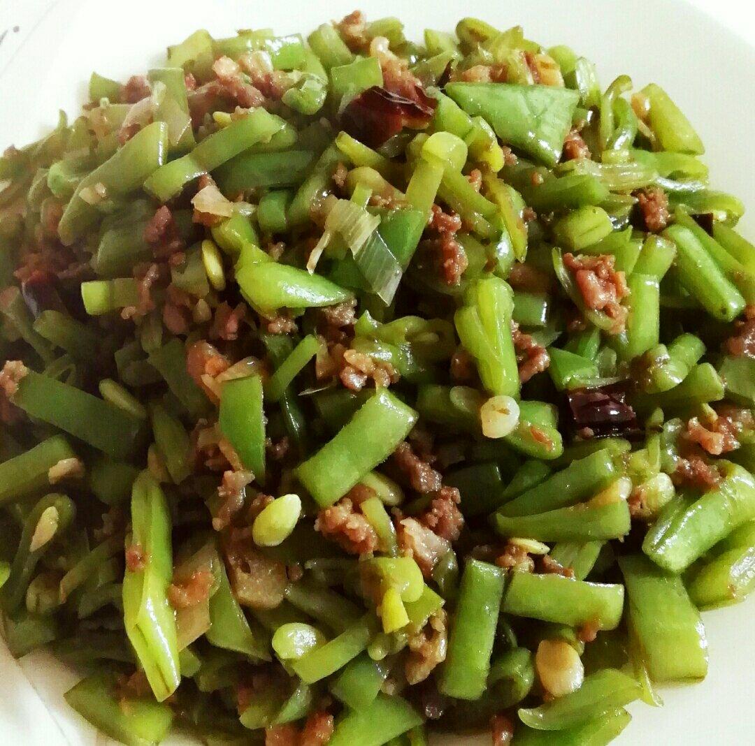 肉沫豆角下饭菜