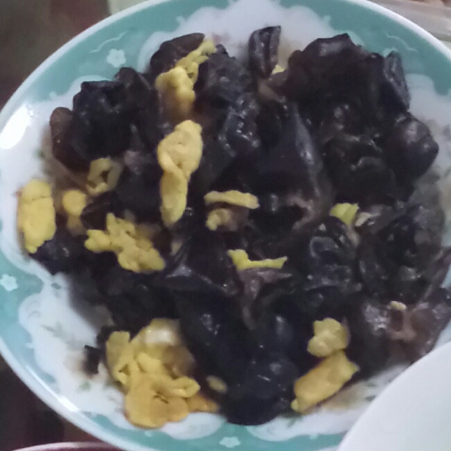 黄瓜木耳炒鸡蛋