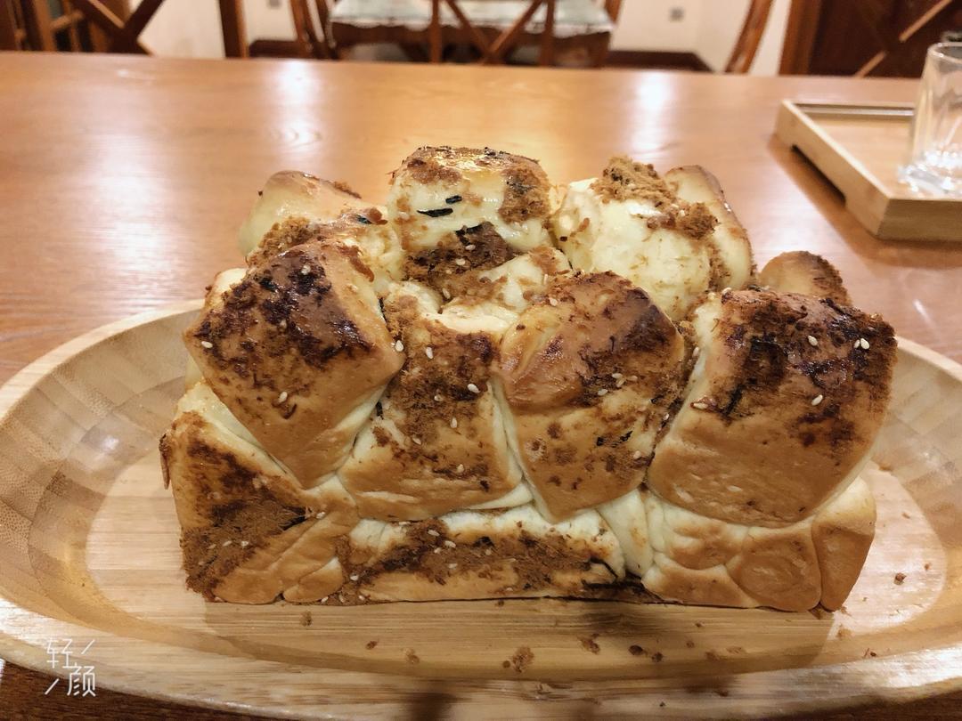 肉松手撕面包—超软会爆浆的面包哟