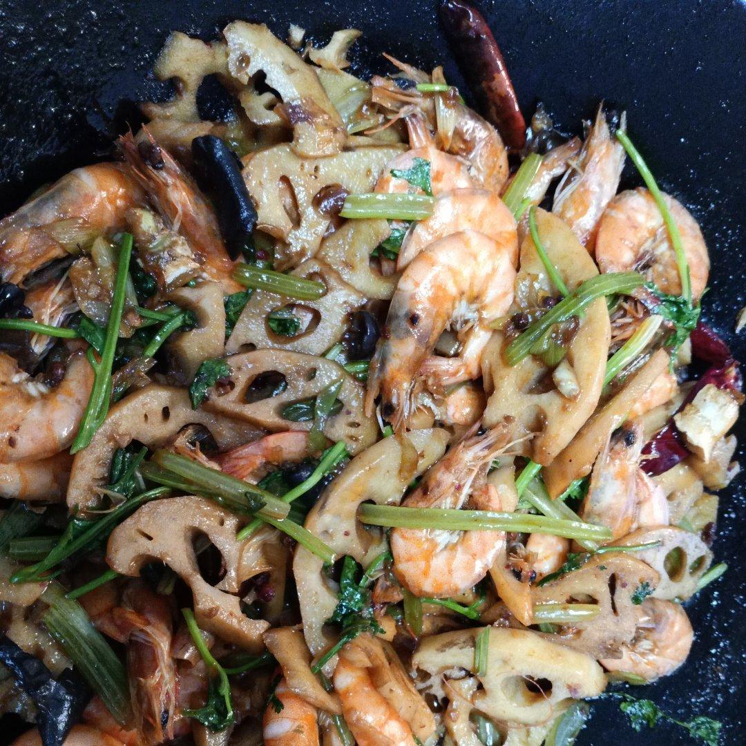 超好吃的干锅虾做法