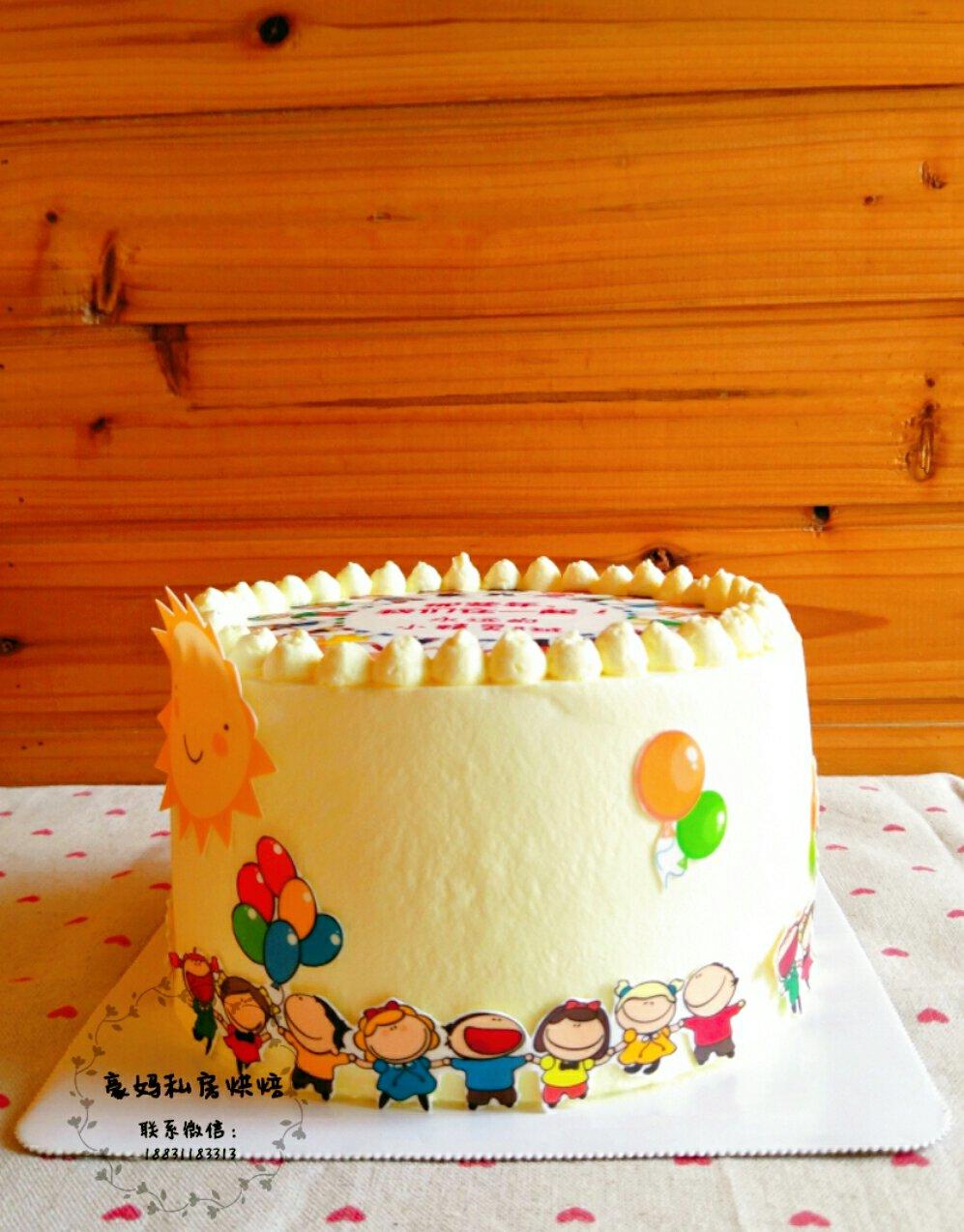 动物奶油水果蛋糕