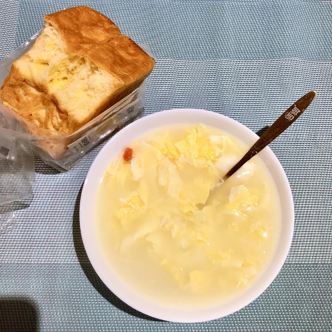 汤圆甜酒冲蛋