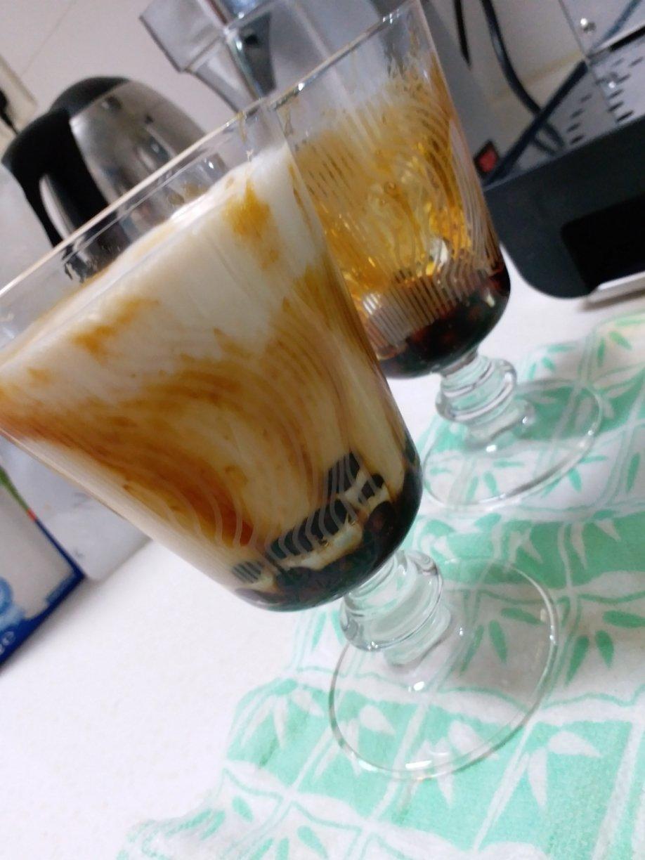 黑糖珍珠鲜奶茶&黑糖珍珠鲜奶