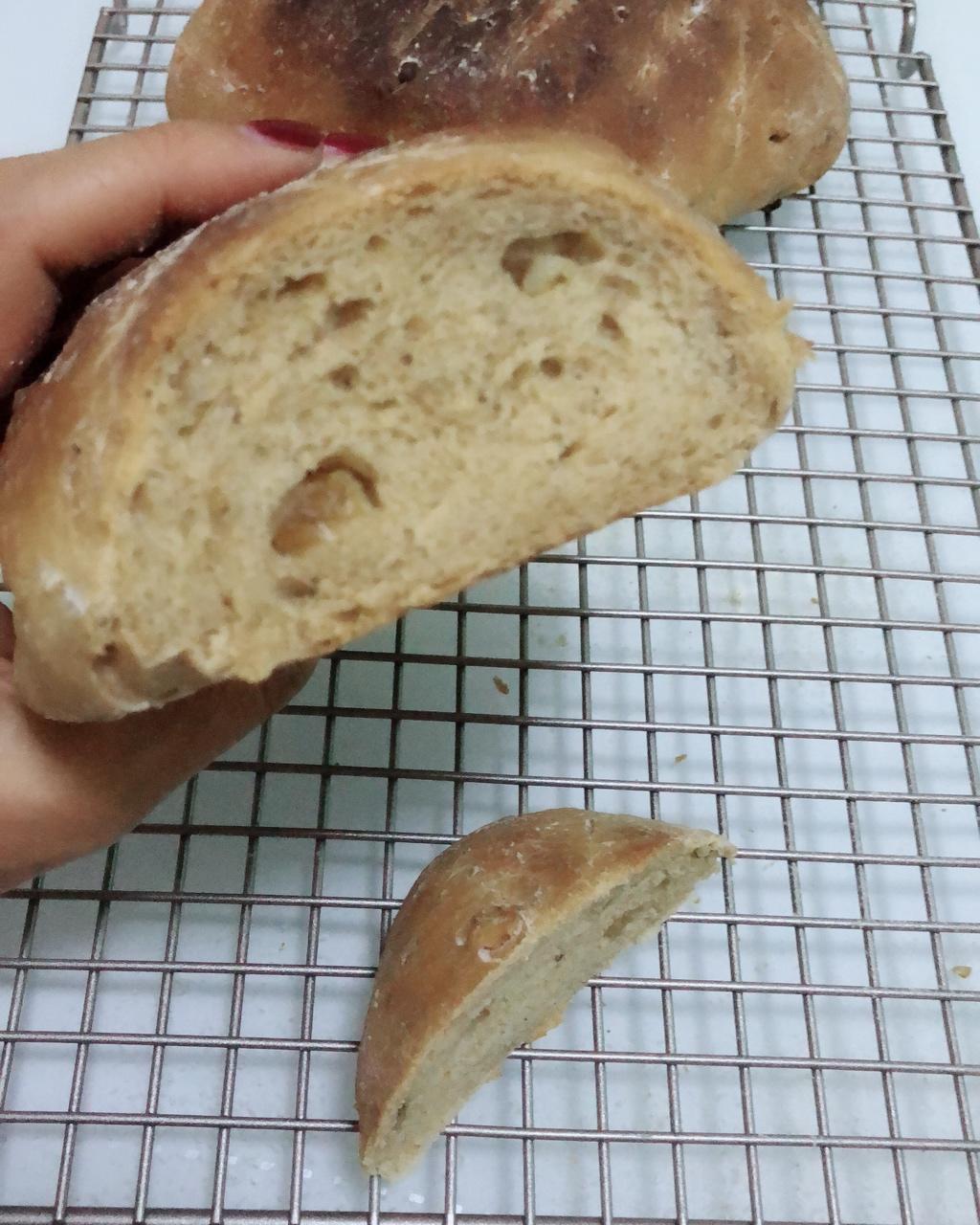 全麦蔓越莓核桃软欧包