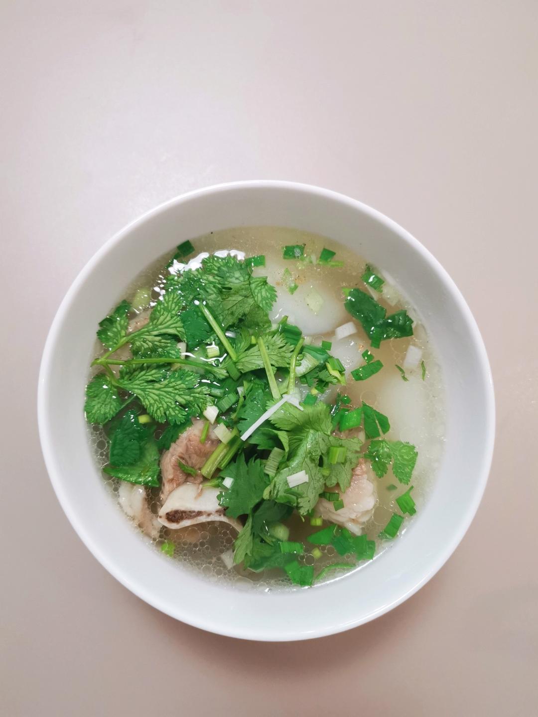 清炖羊肉汤