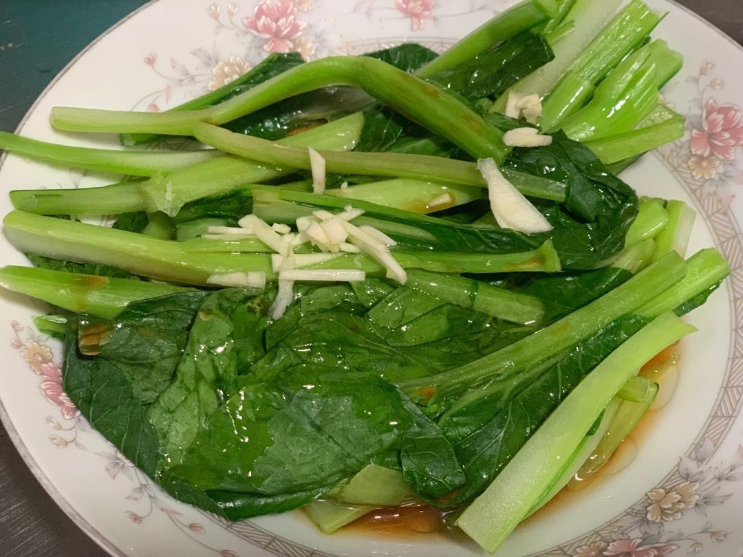 不输港式餐厅的白灼菜心