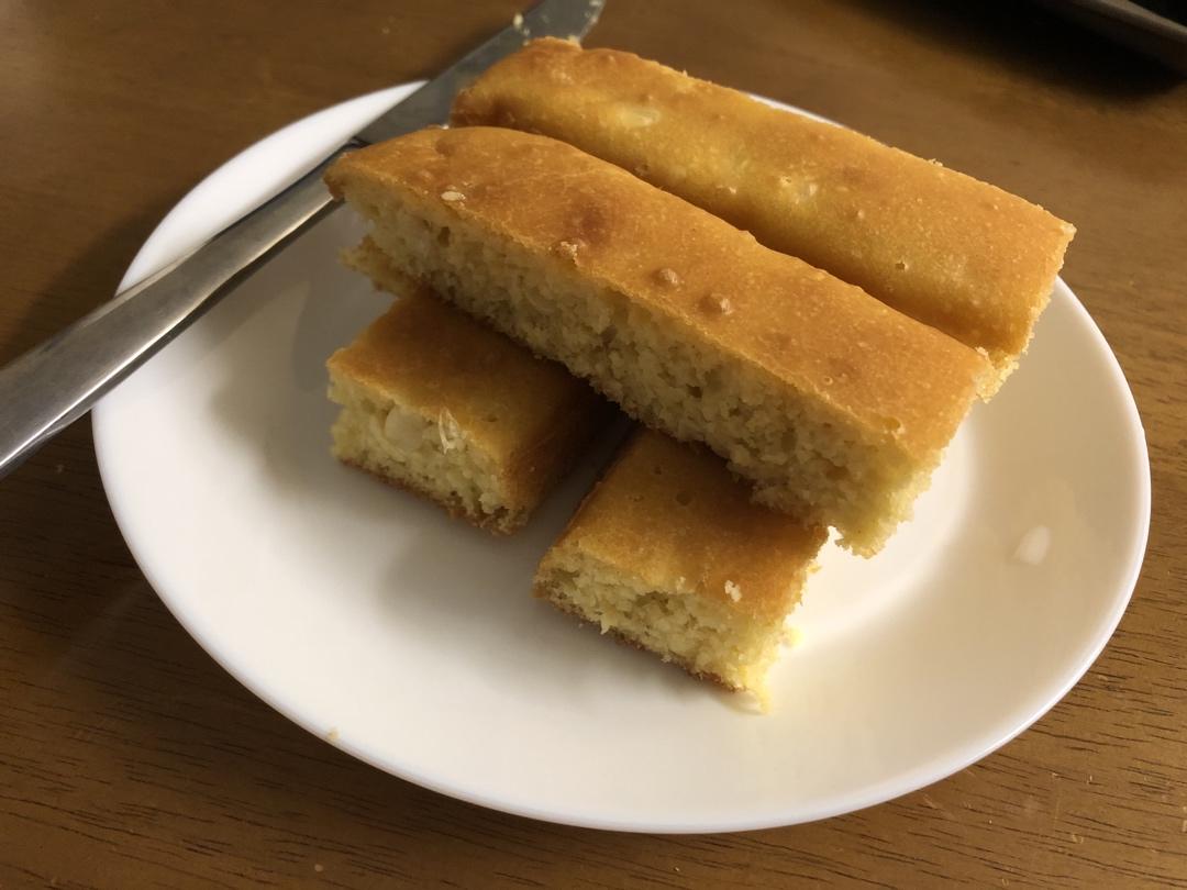 减脂健身粗粮玉米面小蛋糕