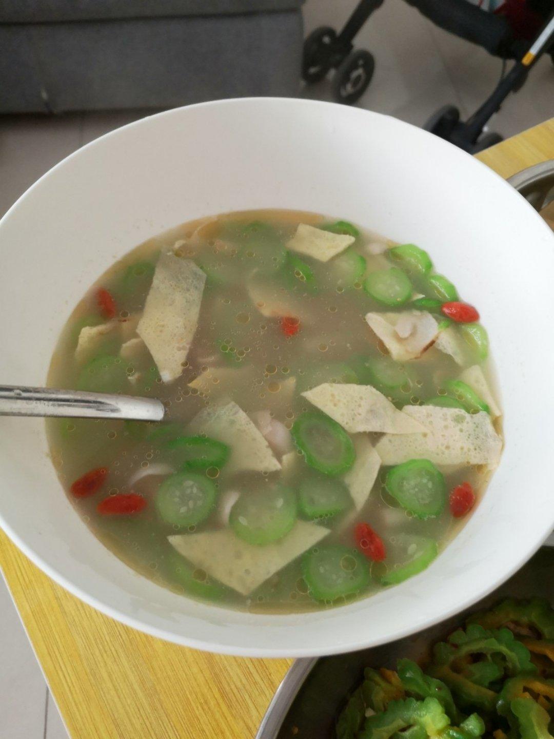 丝瓜鸡蛋汤