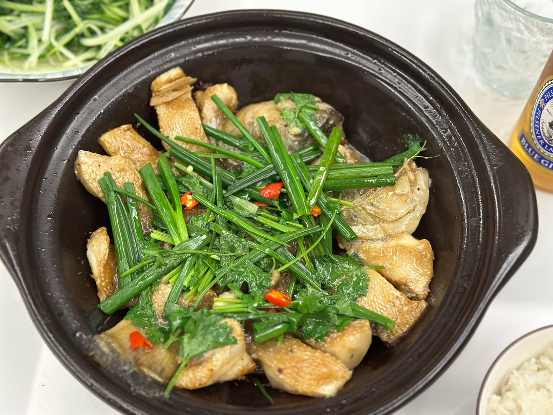 葱香焗鲈鱼