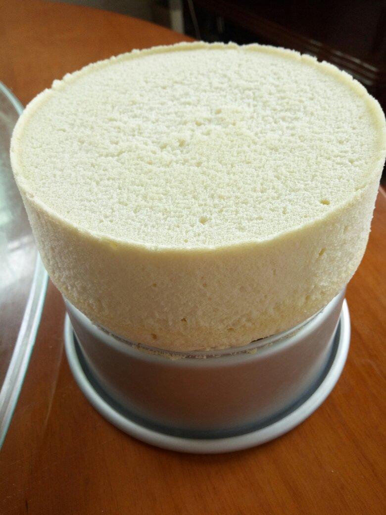 蒸蛋糕。。。清蒸戚风蛋糕---健康营养蒸出来（2蛋6寸）