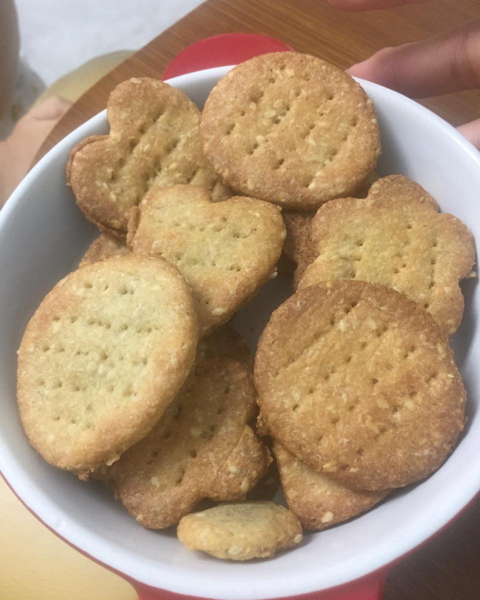 非常香酥的芝麻核桃豆渣饼干