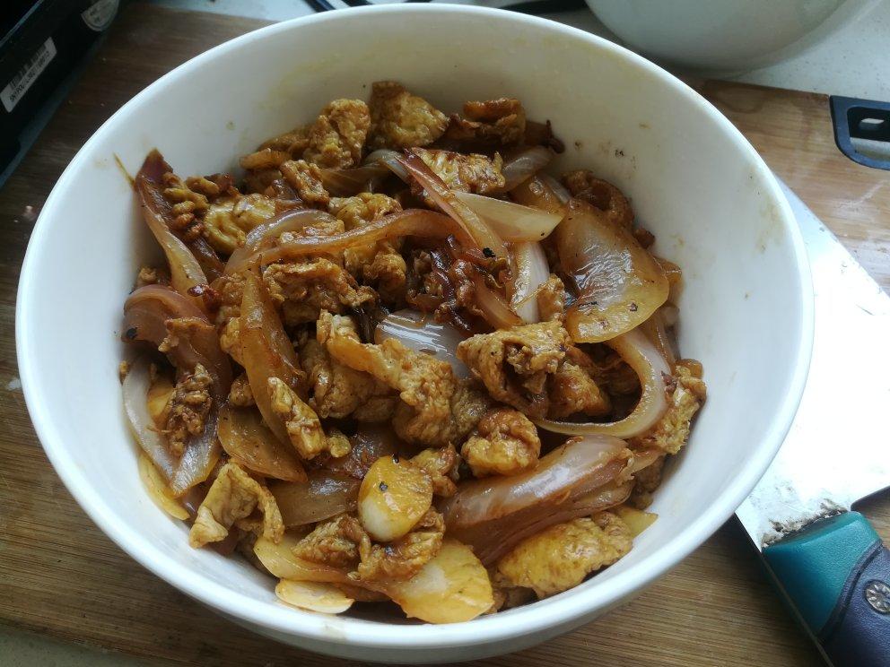 洋葱炒鸡蛋