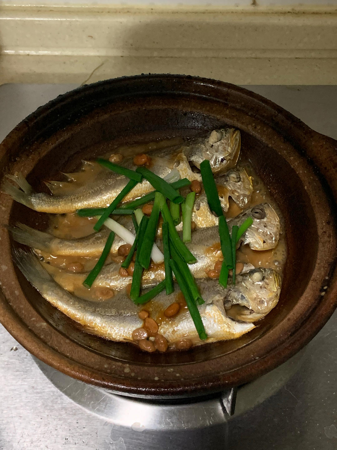 普宁豆酱焖杂鱼