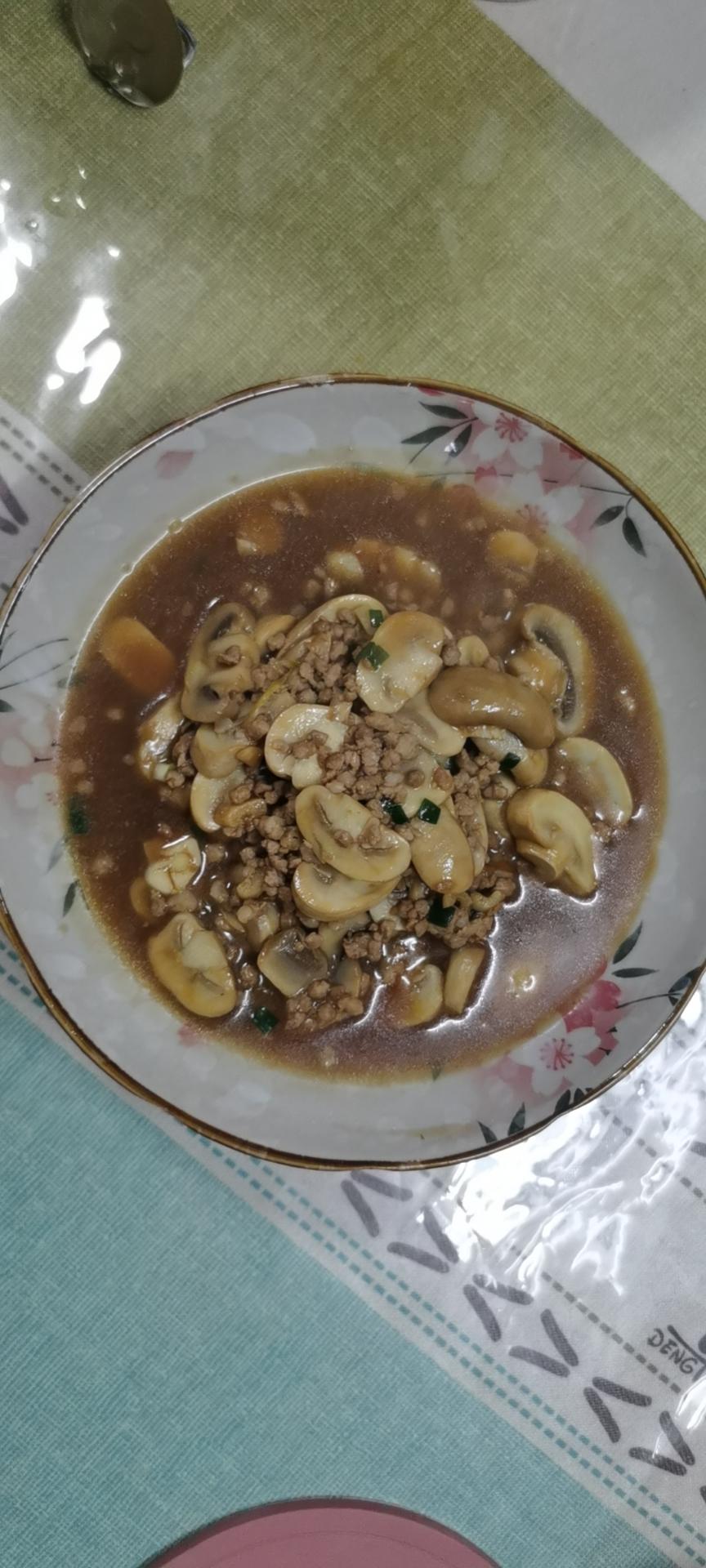 鲜美的【肉末炒口蘑】（超快手）