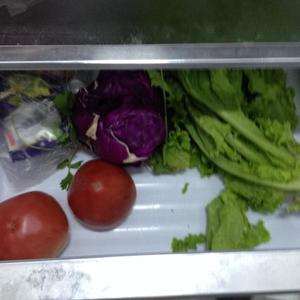 三星全智贤冰箱SmartLogger之蔬菜沙拉的做法 步骤1