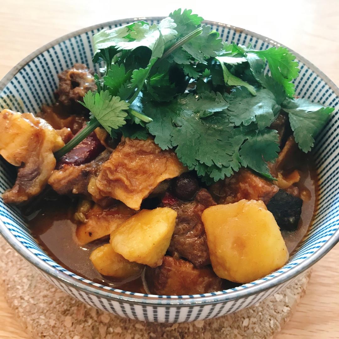 土豆烧牛腩