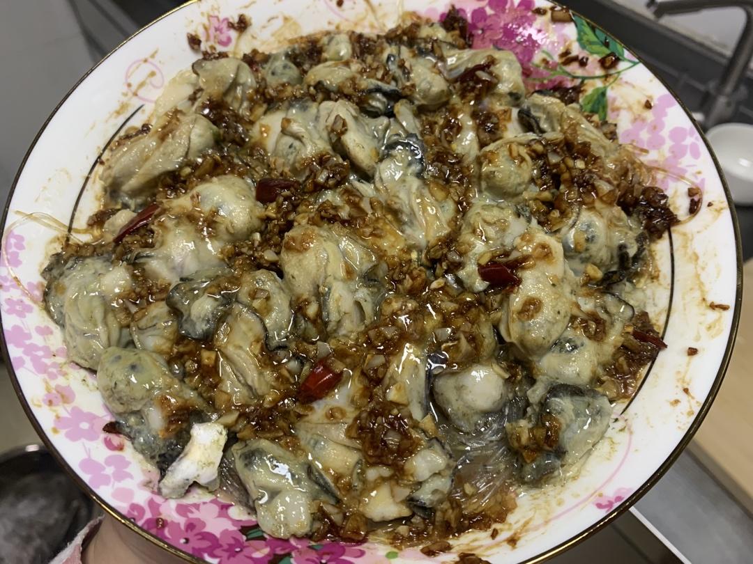蒜蓉粉丝蒸蚝仔牡蛎肉