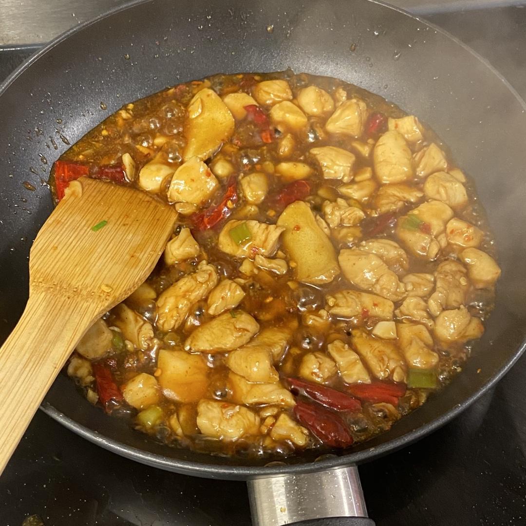 传统宫保鸡丁