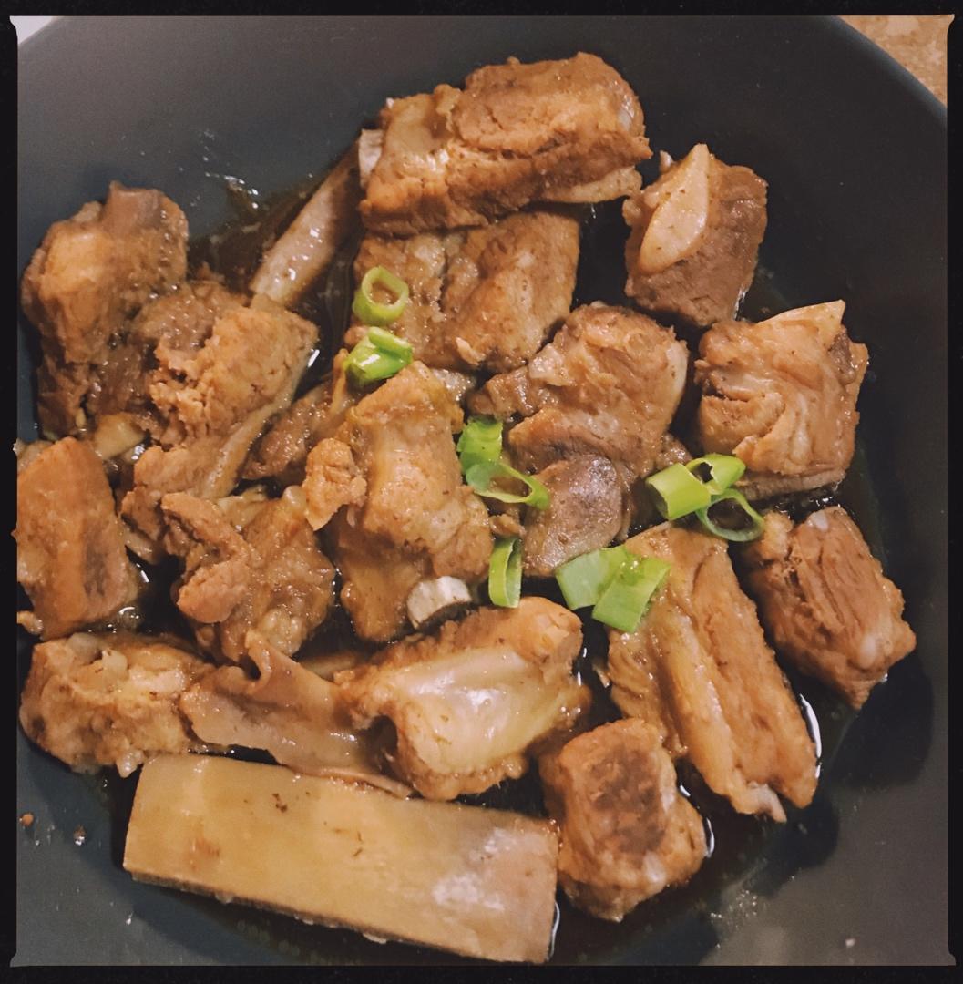 电饭煲焖排骨