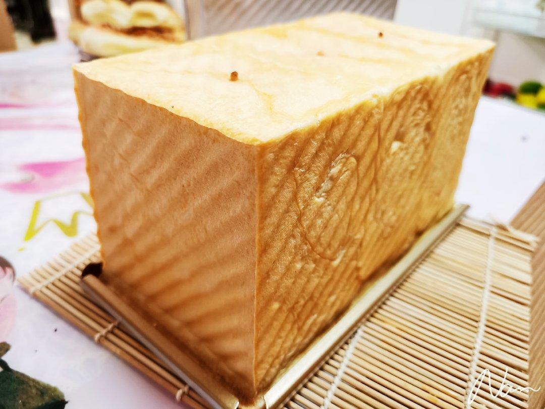 吐司，奶香手撕面包，超级香浓