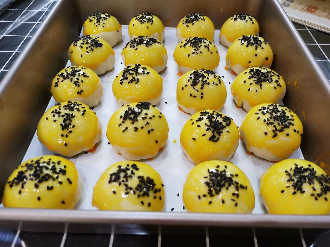 超简单 免揉 酥掉渣的蛋黄酥(超详细附全程视频)不破酥『万能酥皮』