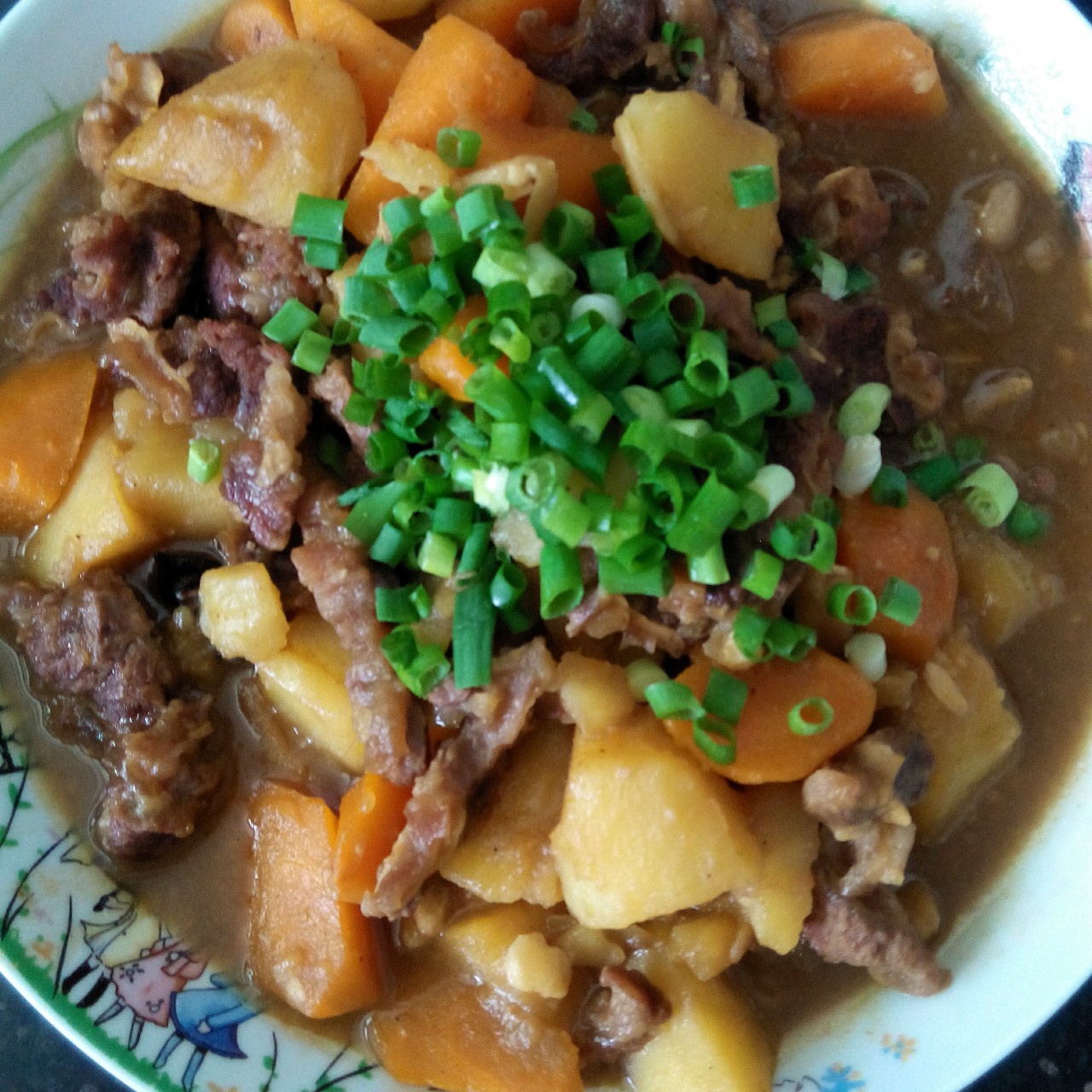 胡萝卜土豆炖牛腩