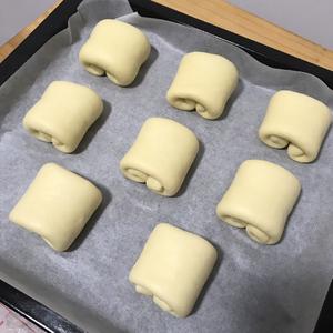 日式牛奶卷（云朵面包）的做法 步骤7