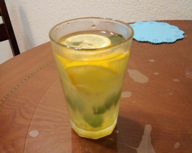 柠檬薄荷水的做法