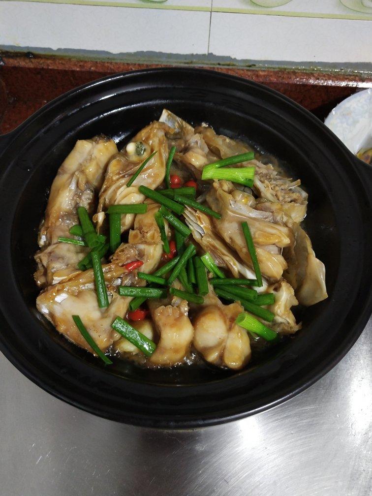 方7595做的【生啫鱼头煲】鱼头烧的啫啫叫,广东第一煲!