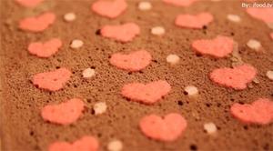 爱心草莓巧克力卷的做法 步骤11