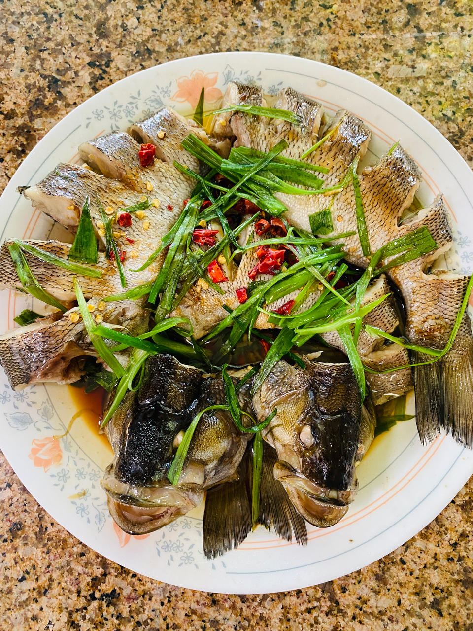 年夜饭系列之孔雀开屏清蒸鲈鱼