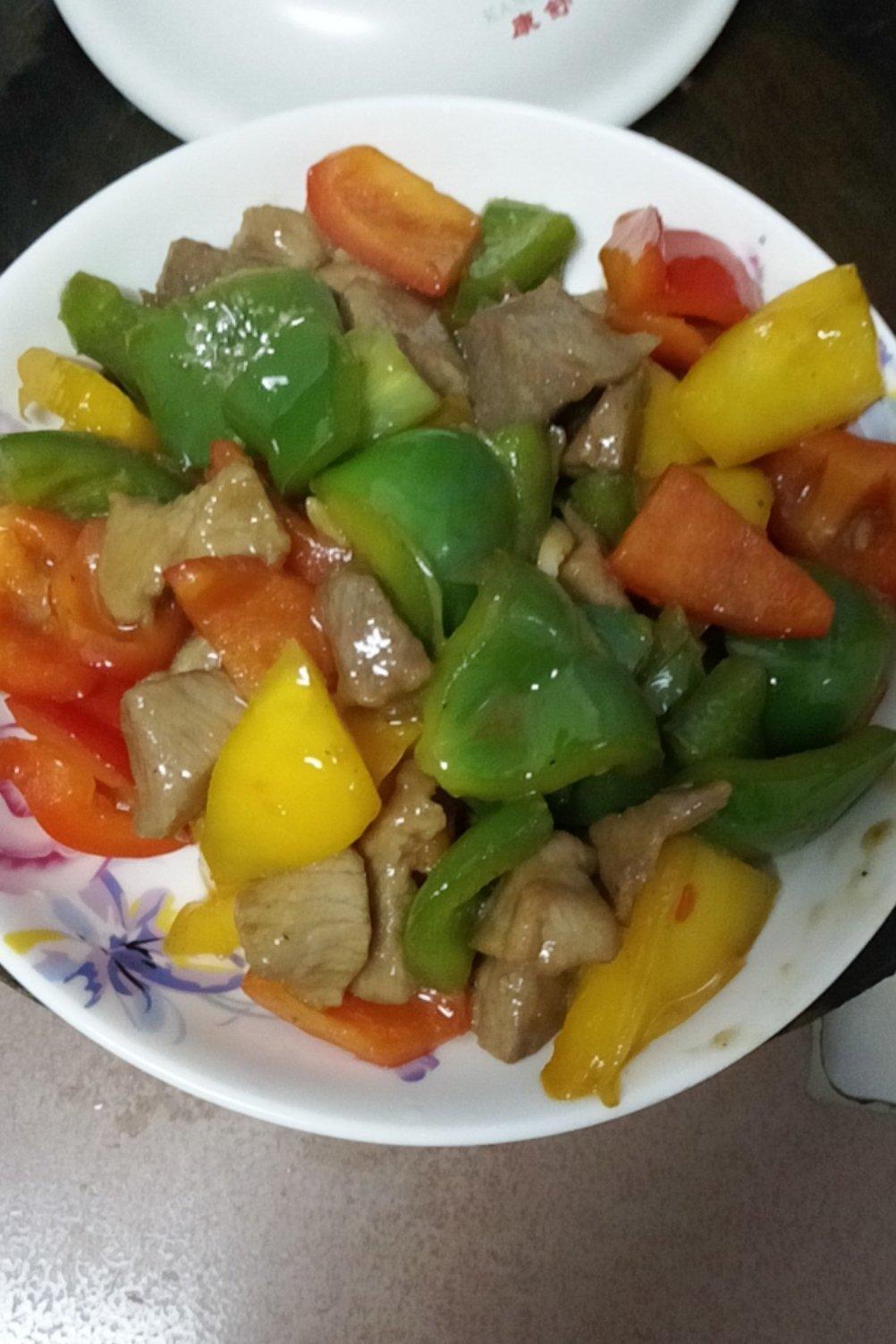 孜然牛肉炒青椒