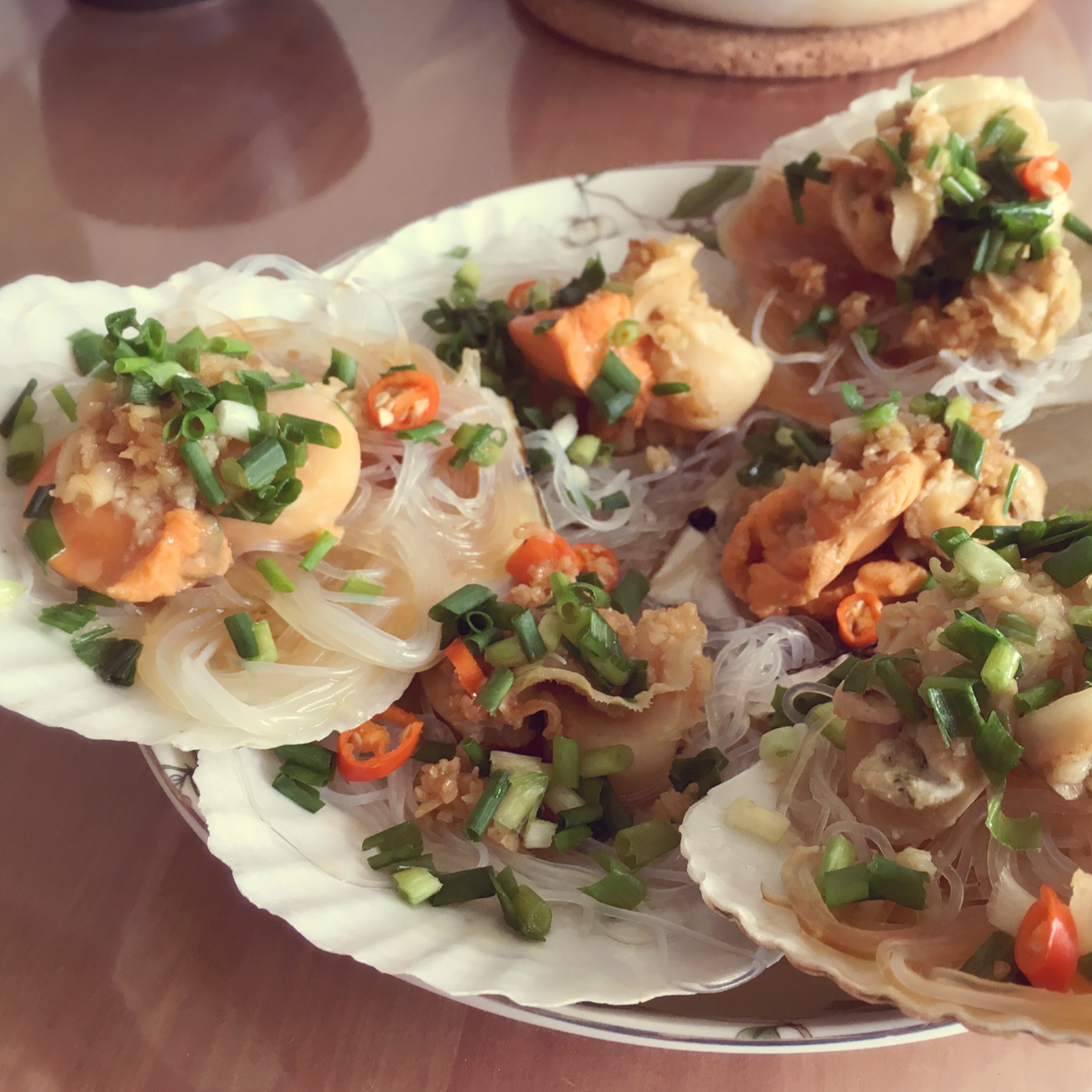 蒜蓉粉丝蒸扇贝