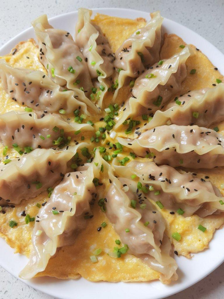 爱尚烘焙的懒妈妈做的0失败的抱蛋煎饺速冻饺子09版