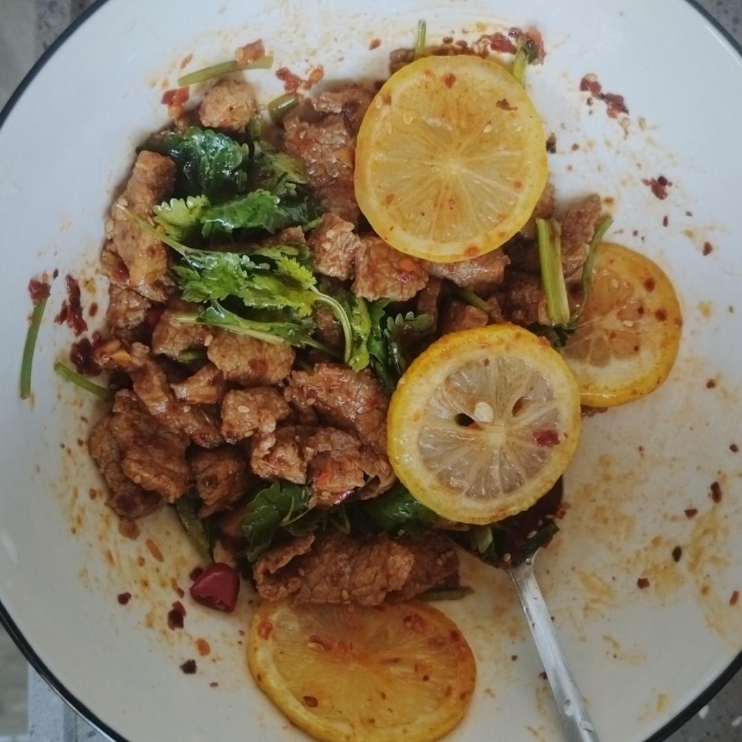 减脂必备的凉拌牛肉