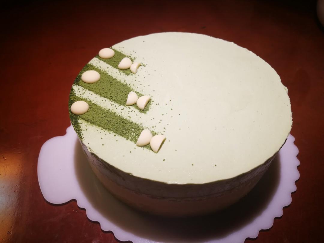 鲜柠抹茶慕斯蛋糕