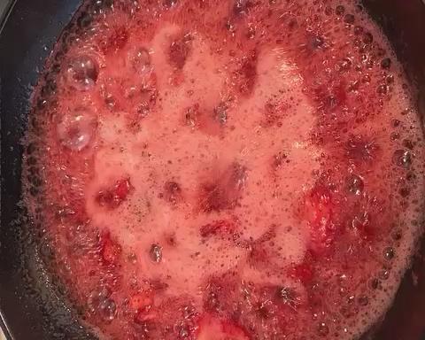 酸甜可口的草莓酱！