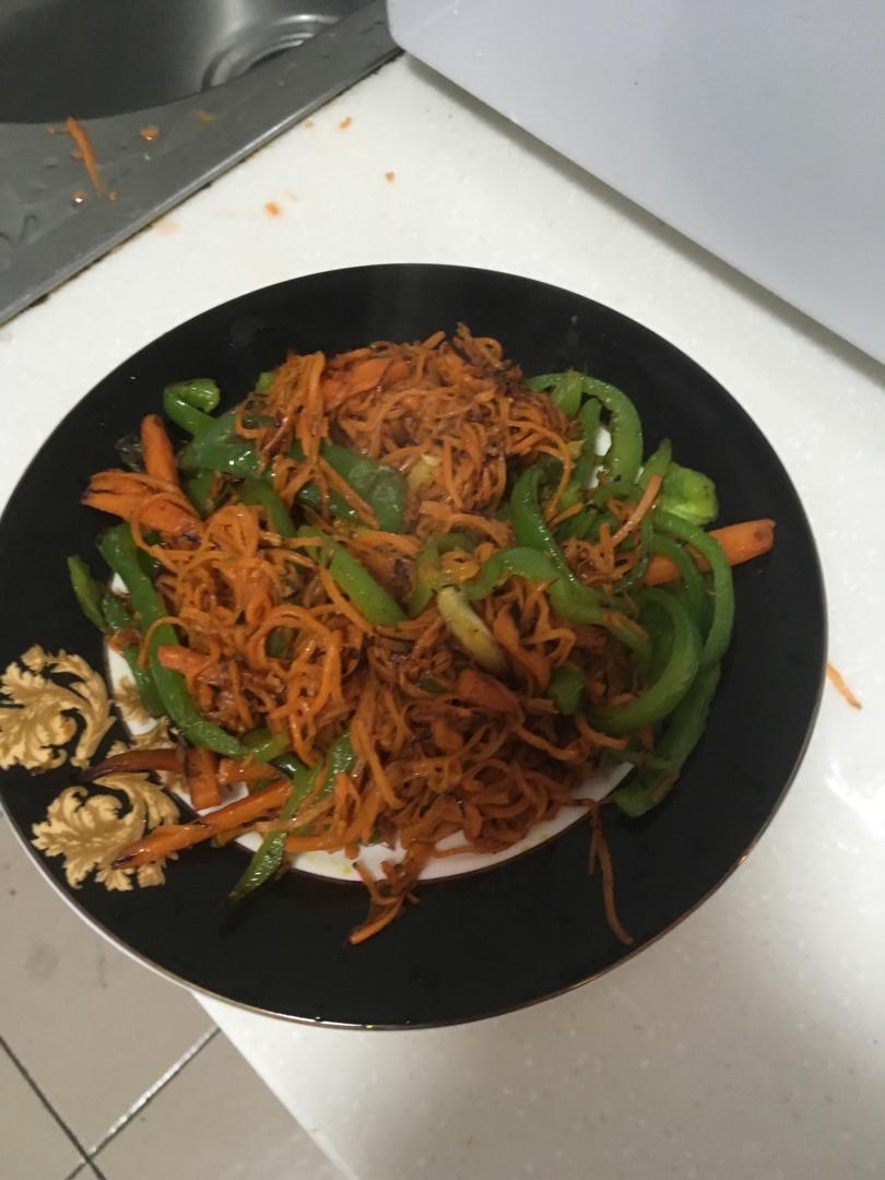 胡萝卜炒鸡蛋