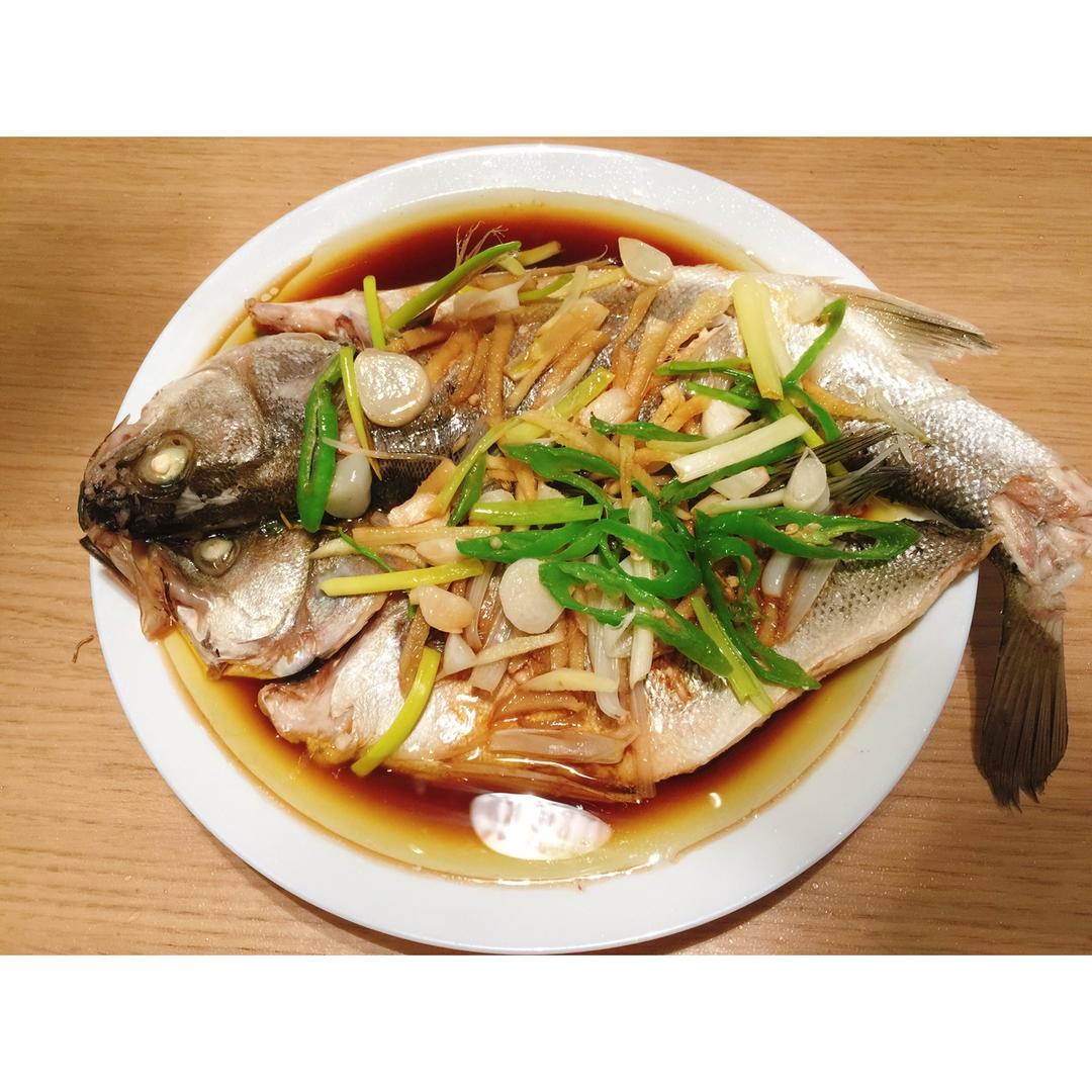 清蒸鲈鱼