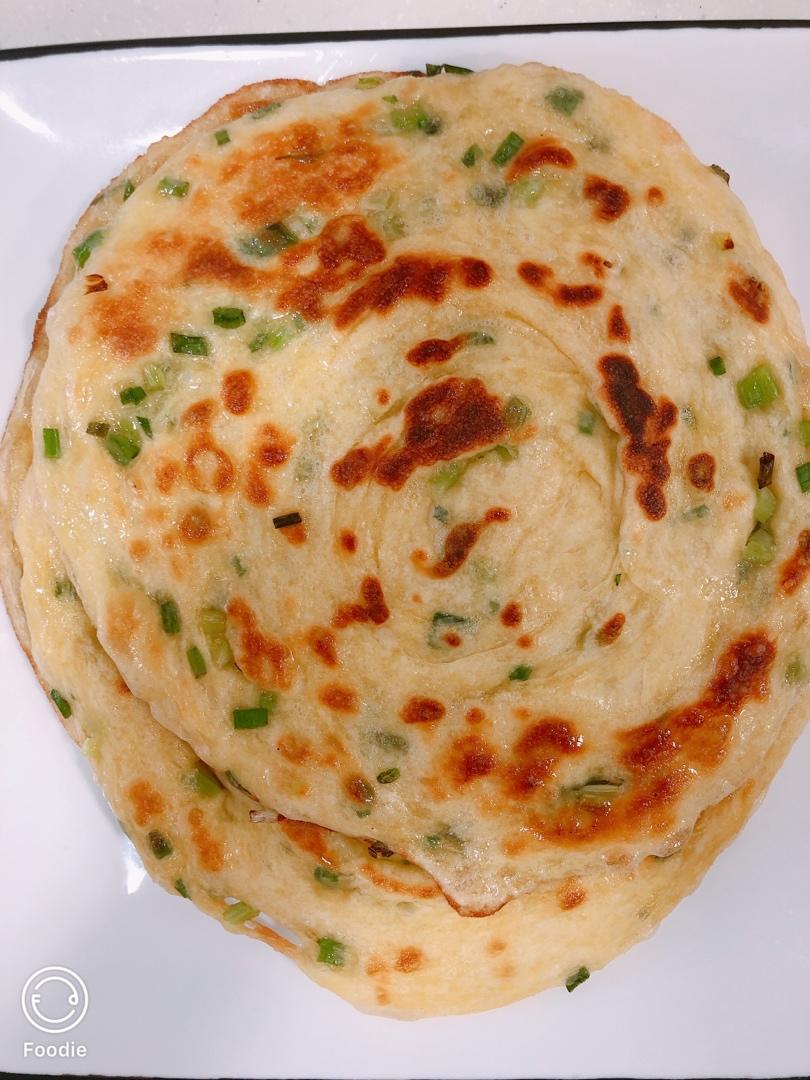 家常鸡蛋葱油饼 凉了也不硬 外酥里软 媲美早餐店 附细节视频详解