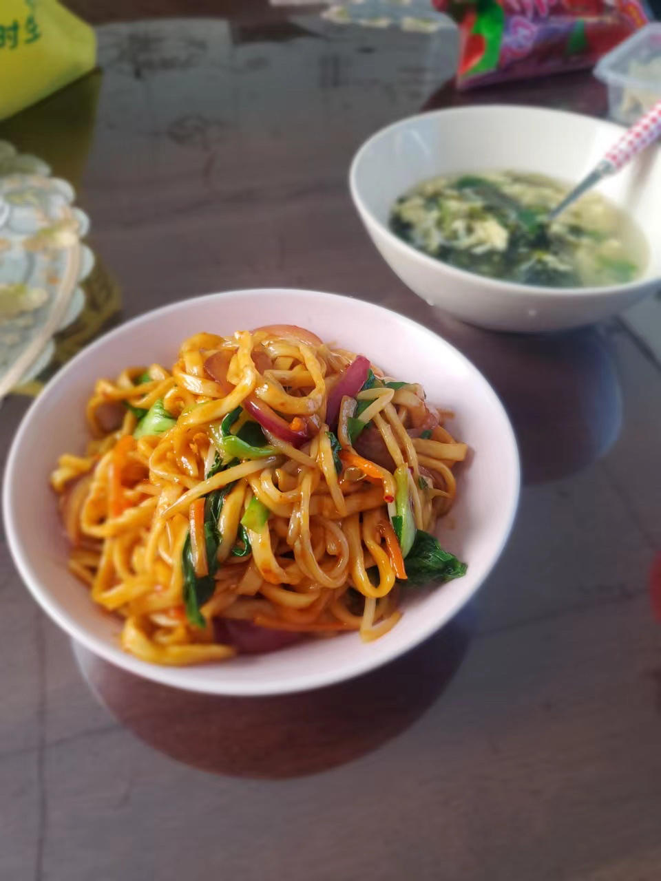没放一粒肉㊙️却比夜市路边摊还好吃的🔥炒面