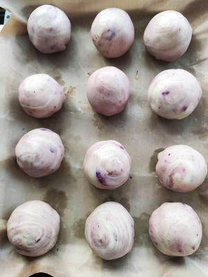 紫薯蛋黄酥的做法 步骤9