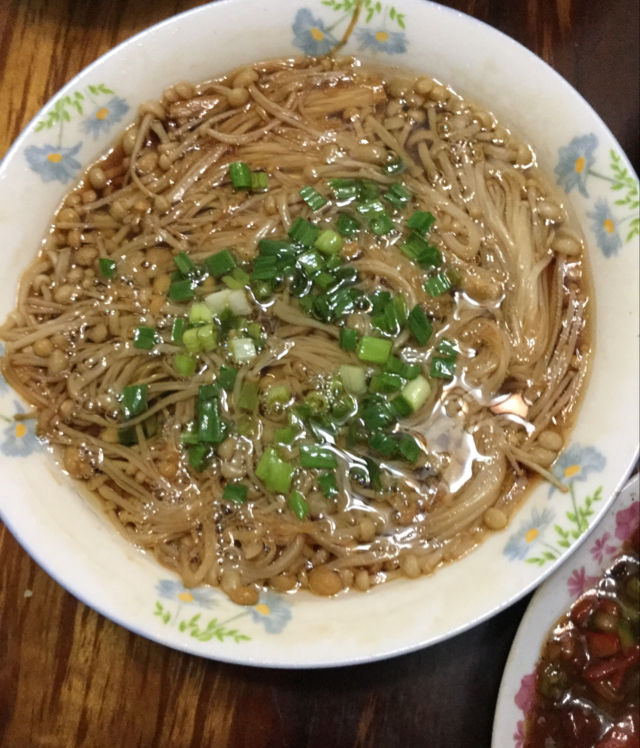 油泼金针菇